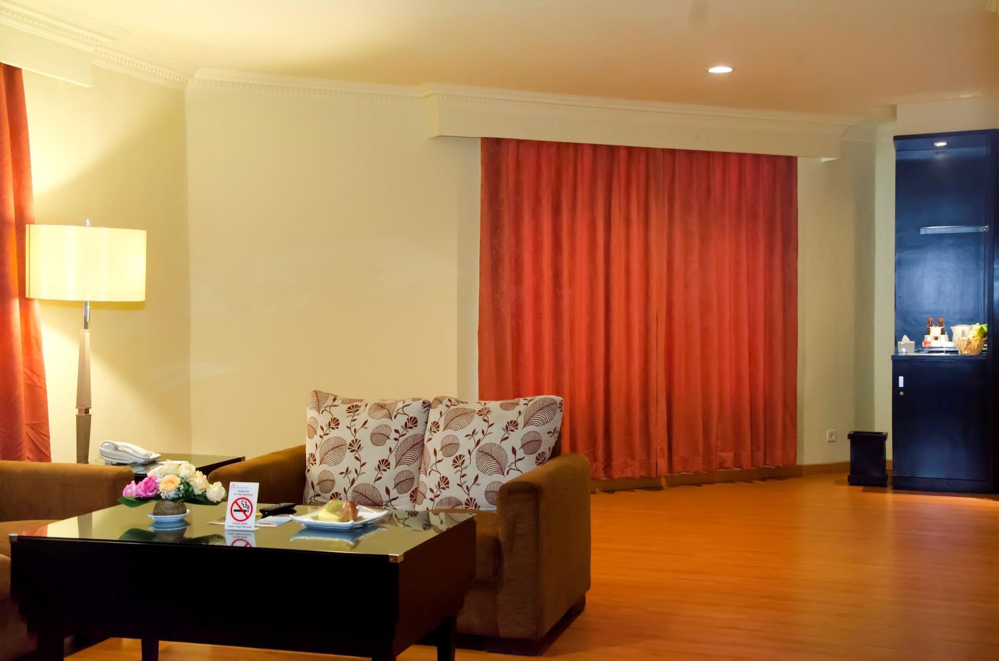 Sari Ater Kamboti Hotel Bandung Luaran gambar