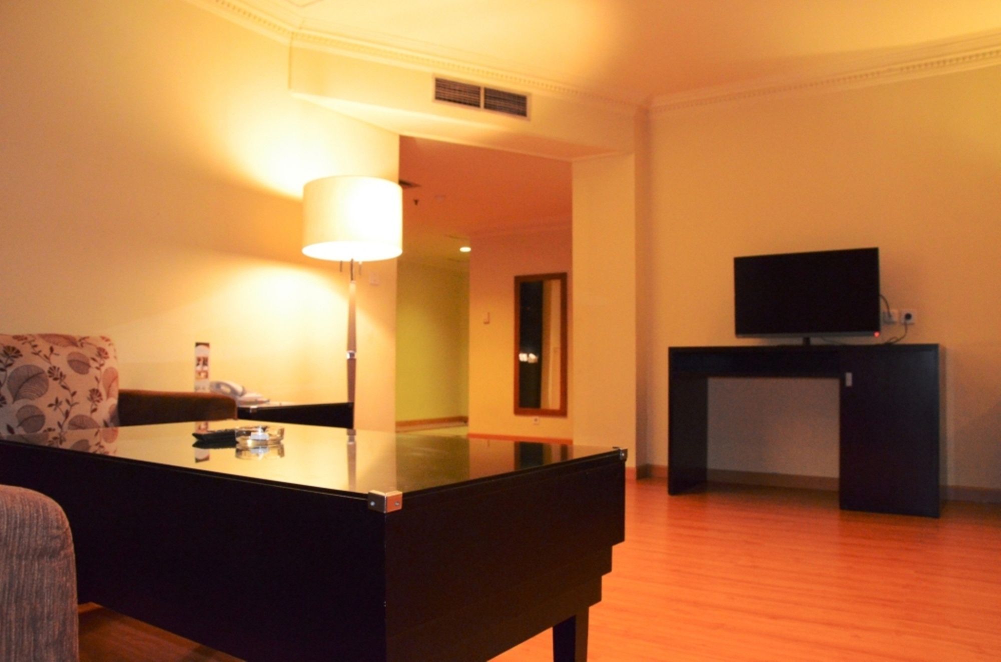 Sari Ater Kamboti Hotel Bandung Luaran gambar