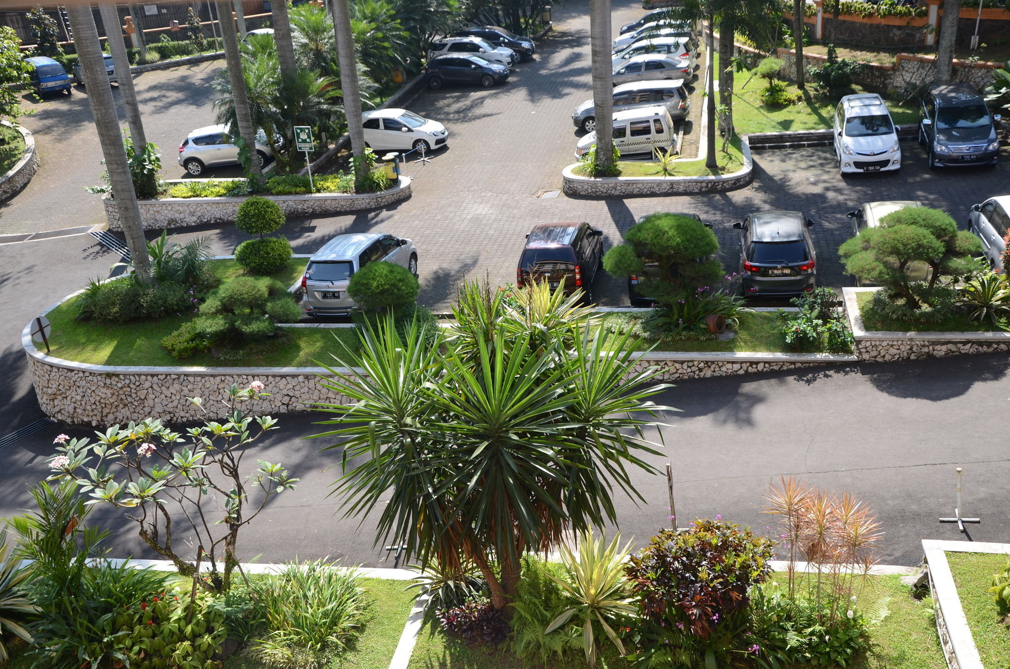 Sari Ater Kamboti Hotel Bandung Luaran gambar